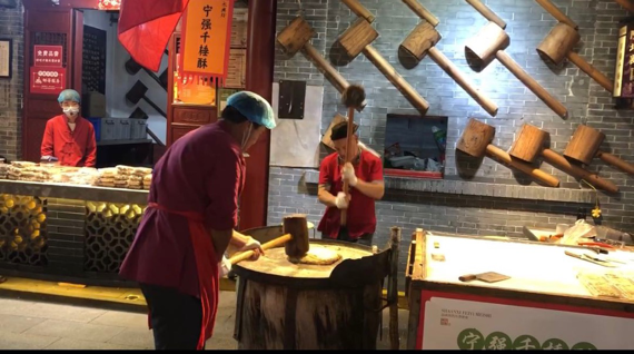 舌尖美食- 冯鑫茹-乐动在线登录营销中心.png